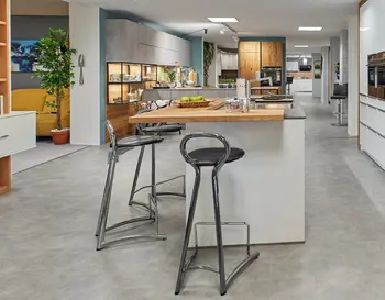 Ansicht von den Ausstellungsräumen bei Möbel Maier